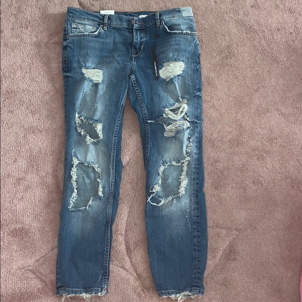 Zara Distressed Medium Rise Jeans
